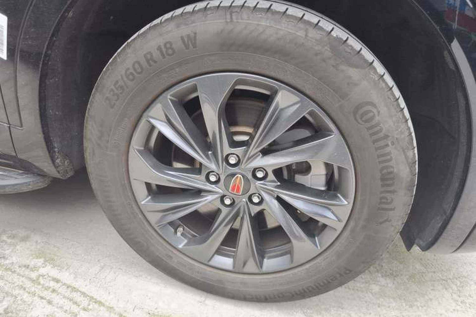 Used Hongqi HS5 2023 2.0T Qixiang Pro Edition Right Front Wheel Hub