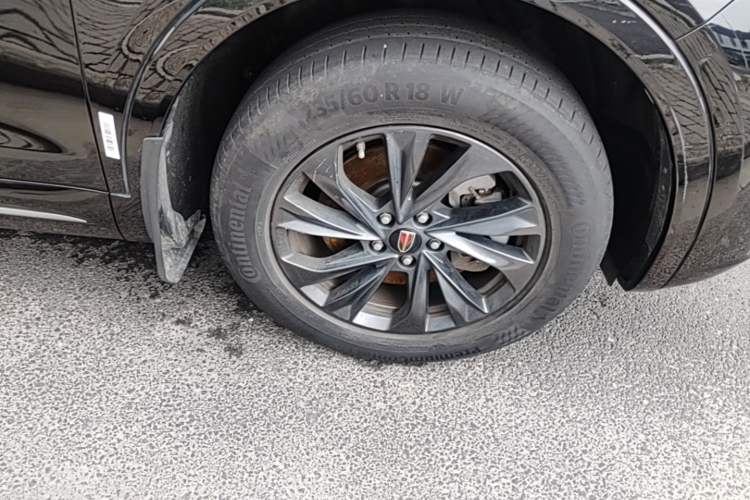 Used Hongqi HS5 2023 2.0T Qixiang Pro Edition Right Front Wheel Hub