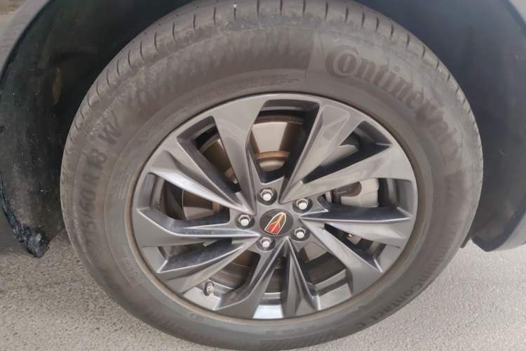 Used Hongqi HS5 2023 2.0T Qixiang Pro Edition Right Front Wheel Hub