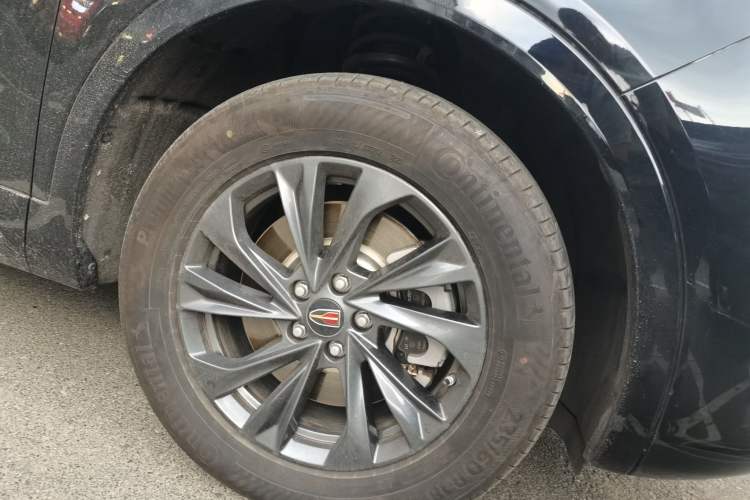 Used Hongqi HS5 2023 2.0T Qixiang Pro Edition Right Front Wheel Hub