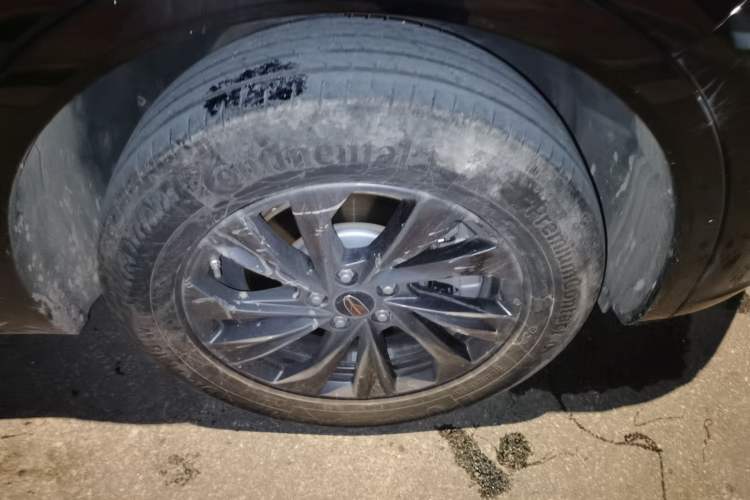 Used Hongqi HS5 2023 2.0T Qixiang Pro Edition Right Front Wheel Hub