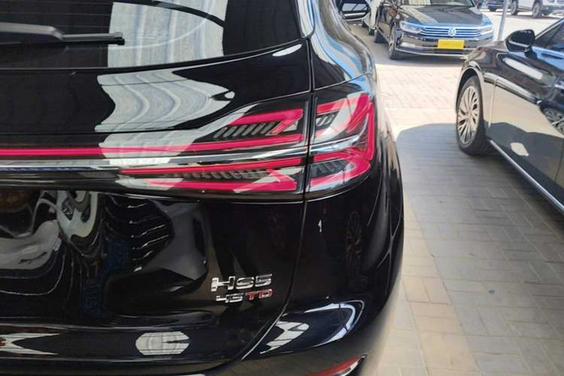 Used Hongqi HS5 2023 2.0T Four-Wheel Drive Flagship Pro Edition Right Rear Taillight