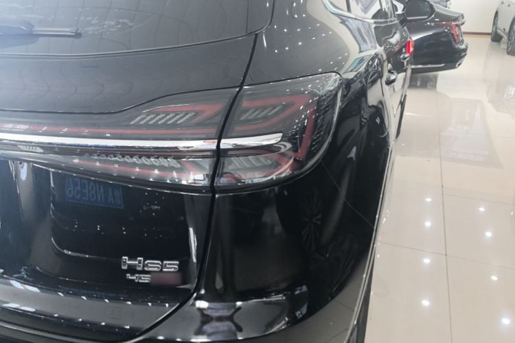 Used Hongqi HS5 2023 2.0T Qixiang Pro Edition Right Rear Taillight