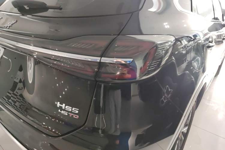 Used Hongqi HS5 2023 2.0T Qixiang Pro Edition Right Rear Taillight