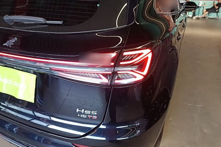 Used Hongqi HS5 2023 2.0T Qixiang Pro Edition Right Rear Taillight