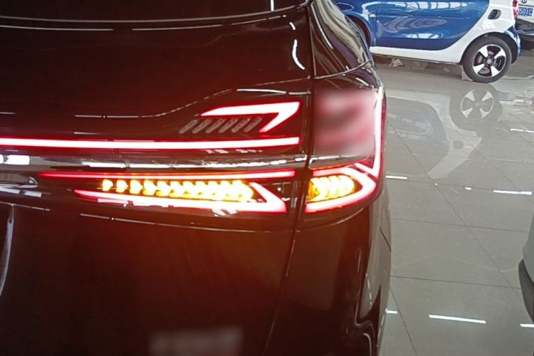 Used Hongqi HS5 2023 2.0T Qixiang Pro Edition Right Rear Taillight