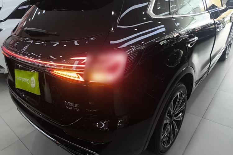 Used Hongqi HS5 2023 2.0T Four-Wheel Drive Flagship Pro Edition Right Rear Taillight