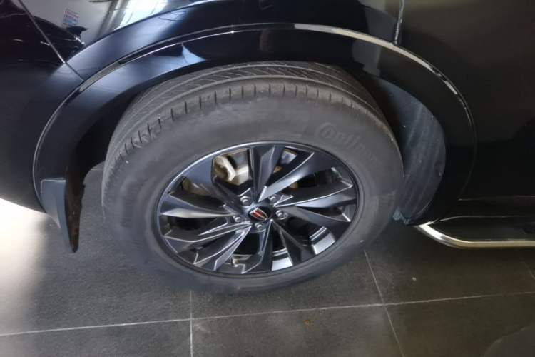 Used Hongqi HS5 2023 2.0T Qixiang Pro Edition Right Rear Wheel Hub