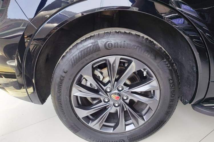 Used Hongqi HS5 2023 2.0T Qixiang Pro Edition Right Rear Wheel Hub