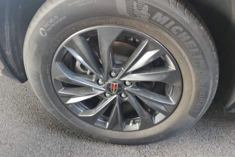 Used Hongqi HS5 2023 2.0T Qixiang Pro Edition Right Rear Wheel Hub