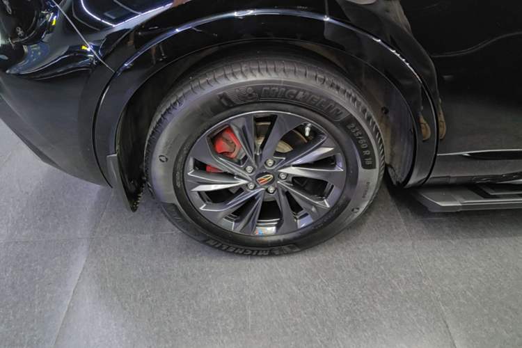 Used Hongqi HS5 2023 2.0T Qixiang Pro Edition Right Rear Wheel Hub