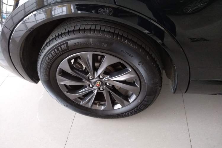 Used Hongqi HS5 2023 2.0T Qixiang Pro Edition Right Rear Wheel Hub
