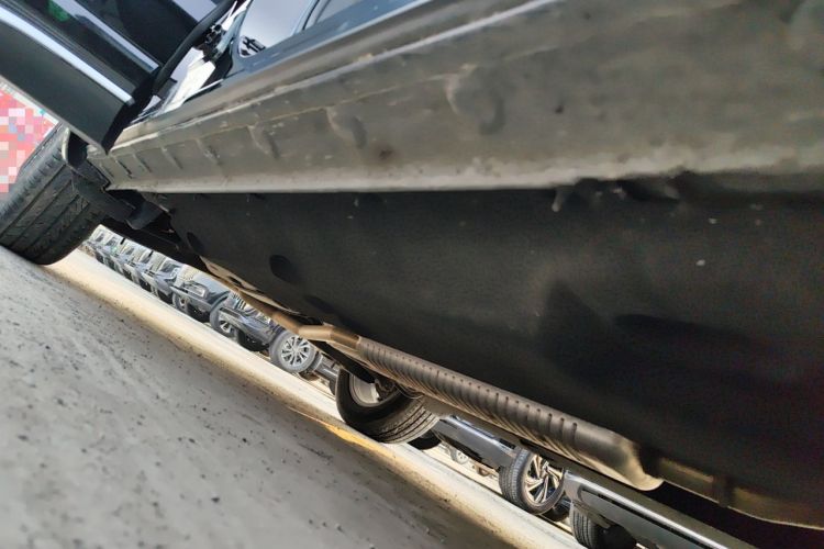 Used Hongqi HS5 2023 2.0T Qixiang Pro Edition Right Side Sill