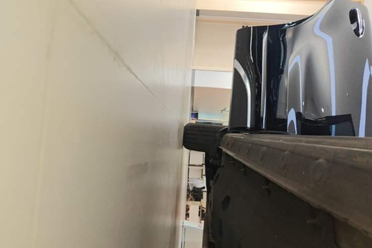 Used Hongqi HS5 2023 2.0T Qixiang Pro Edition Right Side Sill