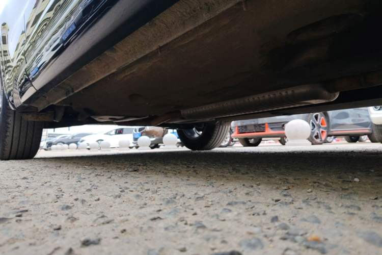 Used Hongqi HS5 2023 2.0T Qixiang Pro Edition Right Side Sill