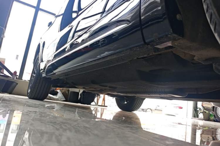 Used Hongqi HS5 2023 2.0T Qixiang Pro Edition Right Side Sill