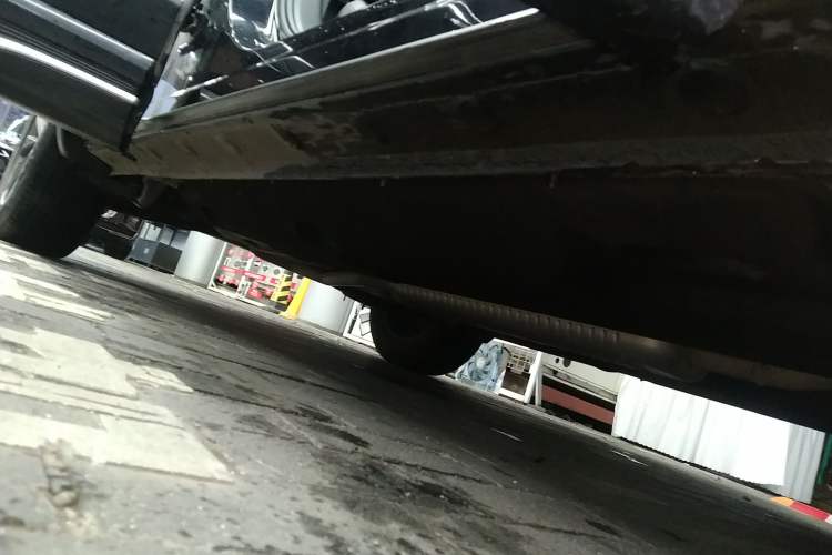 Used Hongqi HS5 2023 2.0T Qixiang Pro Edition Right Side Sill