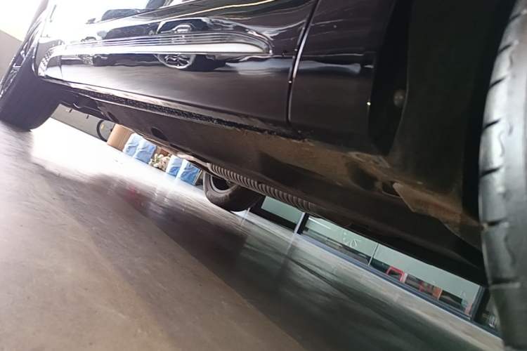 Used Hongqi HS5 2023 2.0T Qixiang Pro Edition Right Side Sill