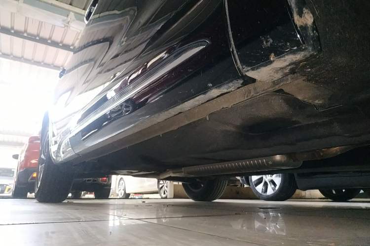Used Hongqi HS5 2023 2.0T Qixiang Pro Edition Right Side Sill