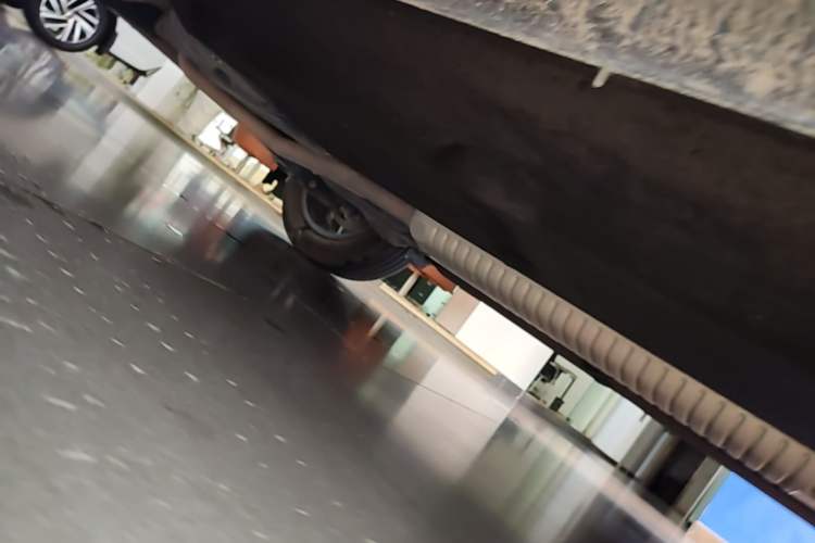 Used Hongqi HS5 2023 2.0T Qixiang Pro Edition Right Side Sill