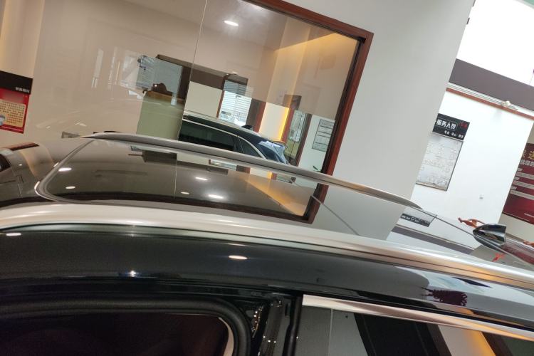 Used Hongqi HS5 2023 2.0T Qixiang Pro Edition Roof