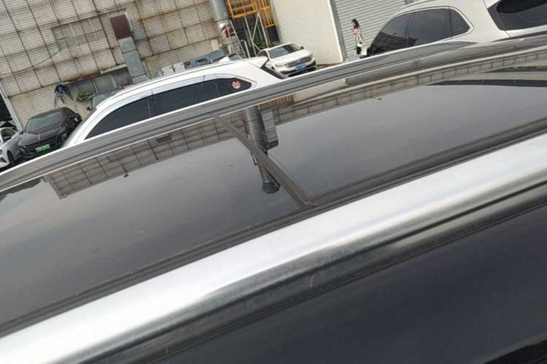 Used Hongqi HS5 2023 2.0T Qixiang Pro Edition Roof