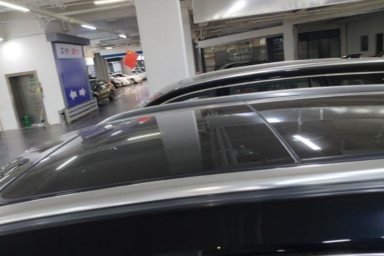 Used Hongqi HS5 2023 2.0T Four-Wheel Drive Flagship Pro Edition Roof