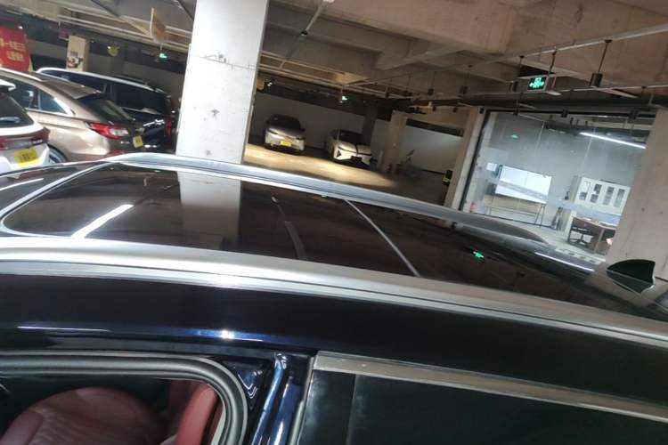 Used Hongqi HS5 2023 2.0T Four-Wheel Drive Flagship Pro Edition Roof