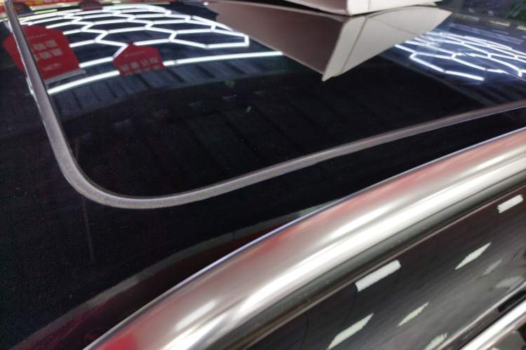Used Hongqi HS5 2023 2.0T Four-Wheel Drive Flagship Pro Edition Roof