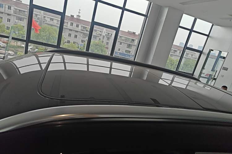Used Hongqi HS5 2023 2.0T Qixiang Pro Edition Roof