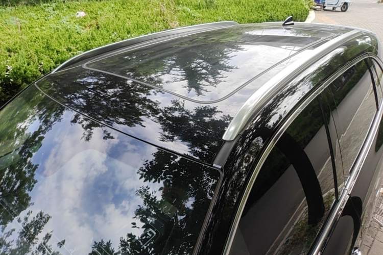 Used Hongqi HS5 2023 2.0T Qixiang Pro Edition Roof
