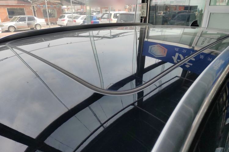 Used Hongqi HS5 2023 2.0T Qixiang Pro Edition Roof
