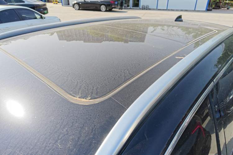 Used Hongqi HS5 2023 2.0T Qixiang Pro Edition Roof