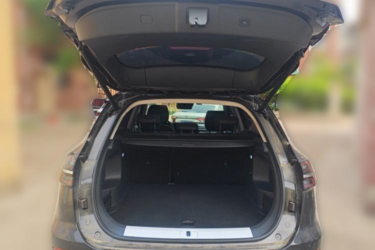 Used Hongqi HS5 2023 2.0T Qixiang Pro Edition Trunk