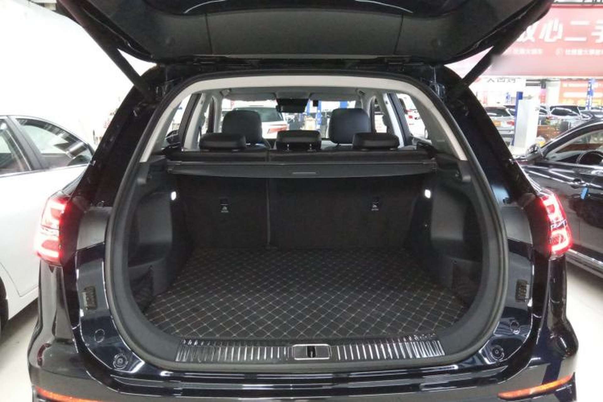 Used Hongqi HS5 2023 2.0T Qixiang Pro Edition Trunk