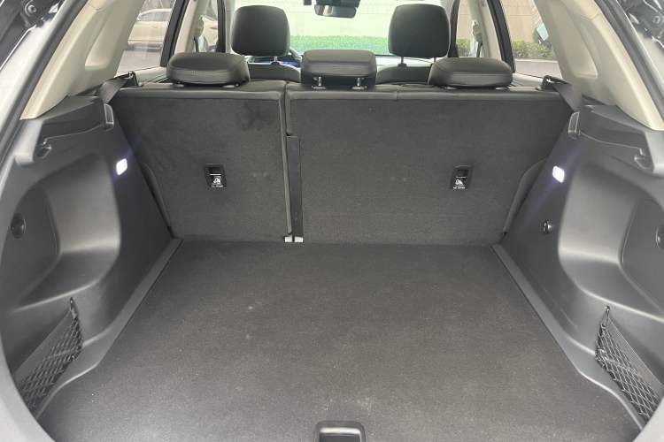 Used Hongqi HS5 2023 2.0T Qixiang Pro Edition Trunk