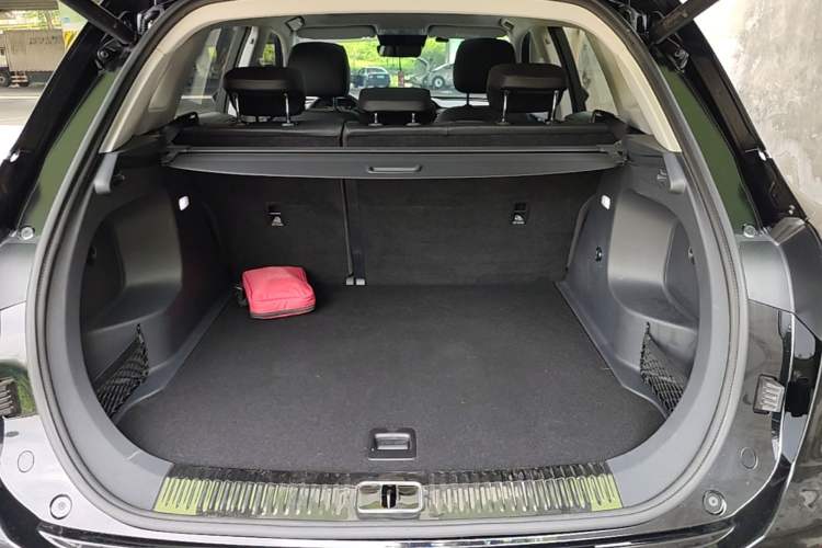 Used Hongqi HS5 2023 2.0T Qixiang Pro Edition Trunk