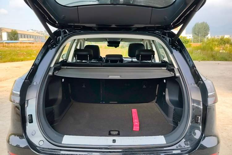 Used Hongqi HS5 2023 2.0T Qixiang Pro Edition Trunk