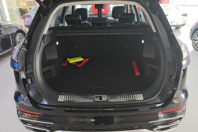 Used Hongqi HS5 2023 2.0T Qixiang Pro Edition Trunk