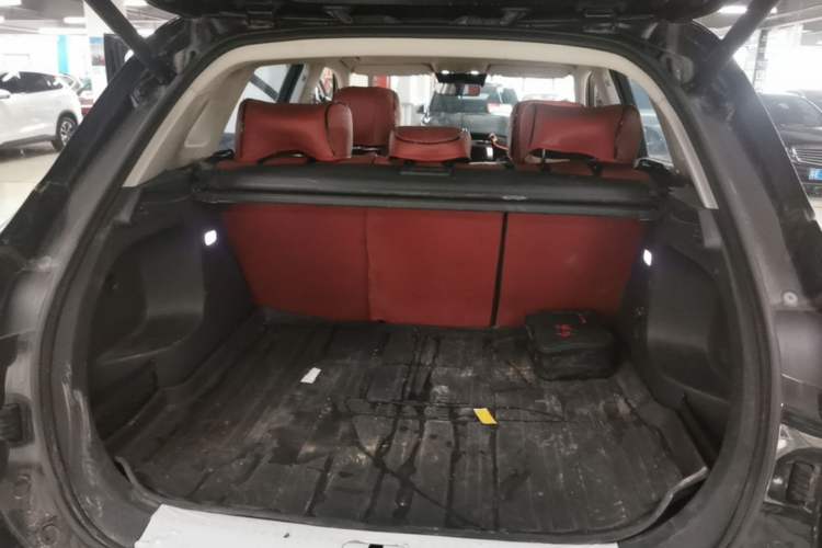 Used Hongqi HS5 2023 2.0T Qixiang Pro Edition Trunk