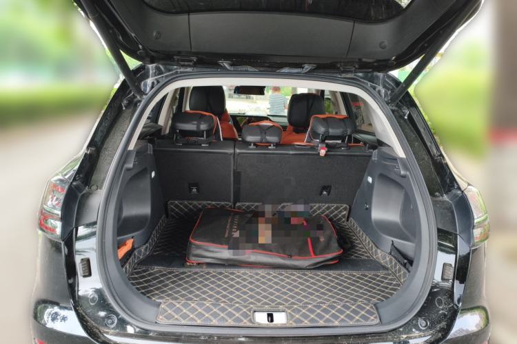Used Hongqi HS5 2023 2.0T Qixiang Pro Edition Trunk