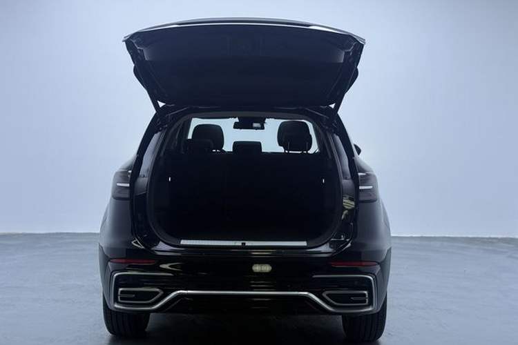 Used Hongqi HS5 2023 2.0T Qixiang Pro Edition Trunk