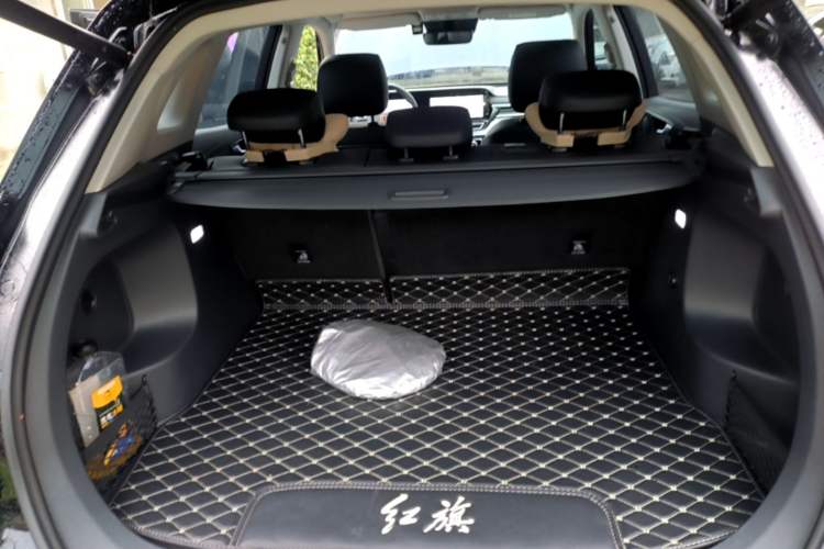 Used Hongqi HS5 2023 2.0T Qixiang Pro Edition Trunk