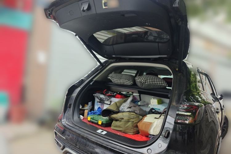 Used Hongqi HS5 2023 2.0T Qixiang Pro Edition Trunk