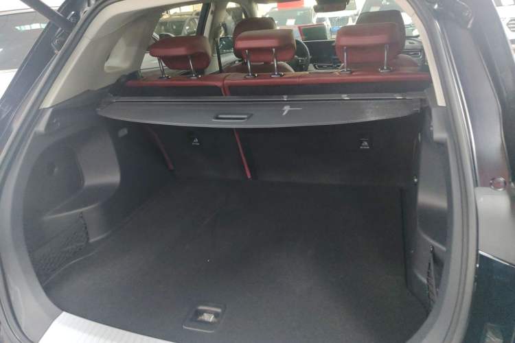 Used Hongqi HS5 2023 2.0T Qixiang Pro Edition Trunk