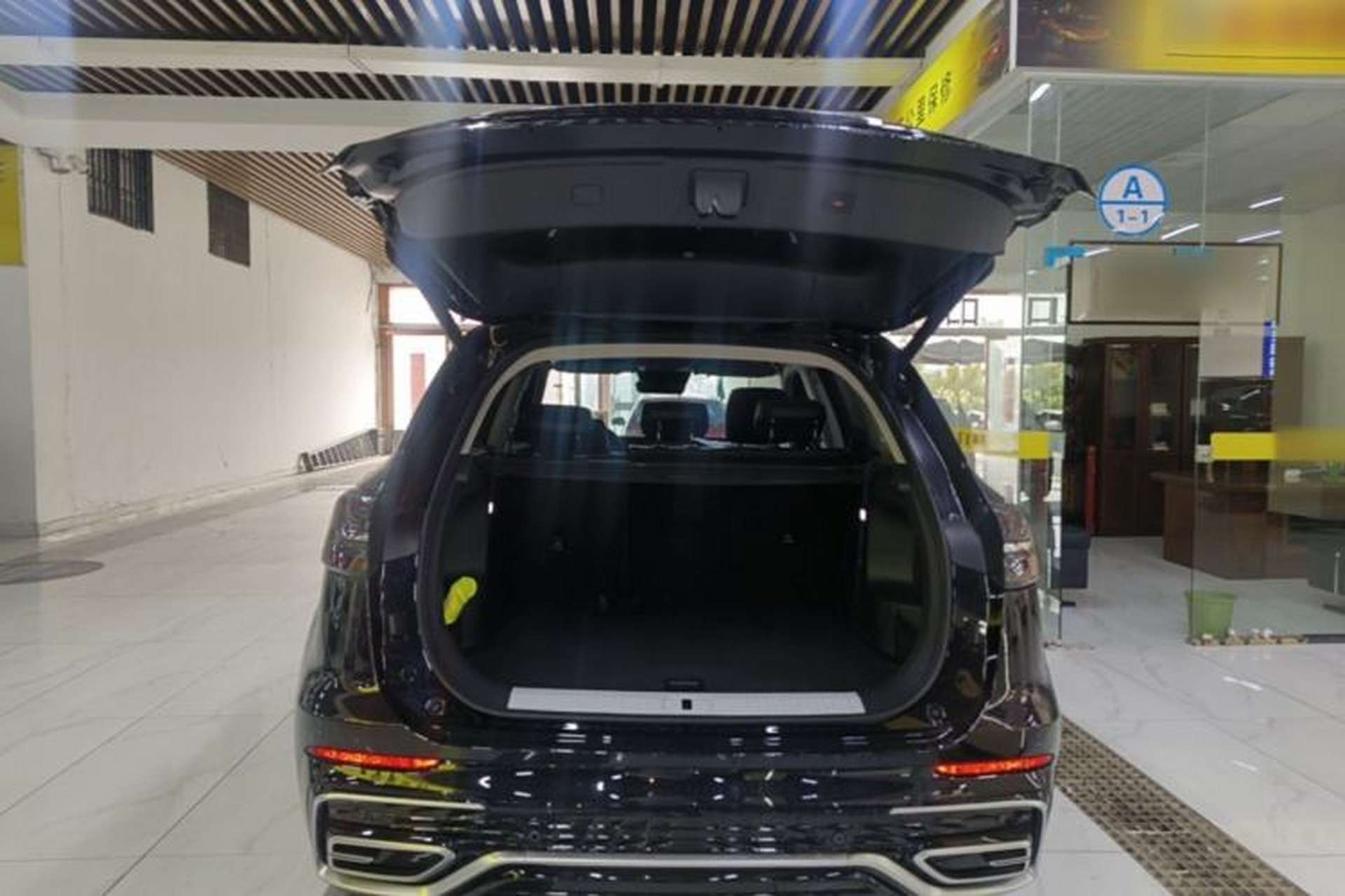 Used Hongqi HS5 2023 2.0T Qixiang Pro Edition Trunk