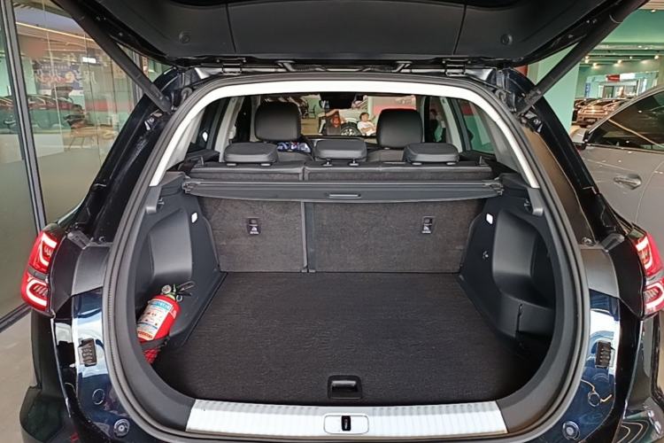 Used Hongqi HS5 2023 2.0T Qixiang Pro Edition Trunk