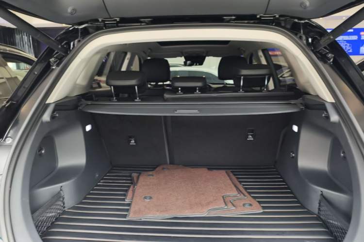 Used Hongqi HS5 2023 2.0T Qixiang Pro Edition Trunk