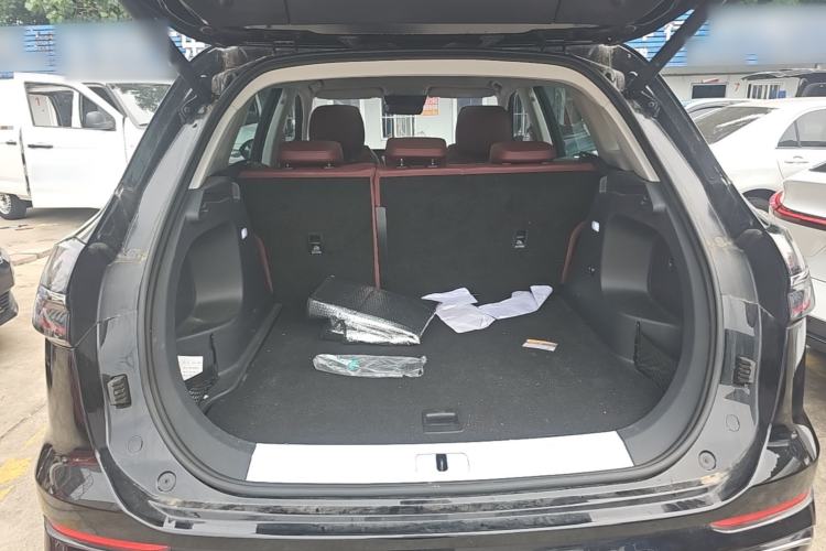 Used Hongqi HS5 2023 2.0T Qixiang Pro Edition Trunk