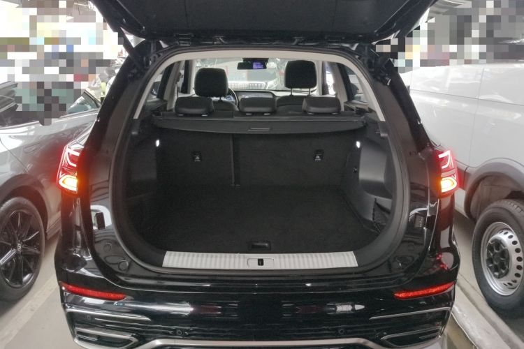 Used Hongqi HS5 2023 2.0T Four-Wheel Drive Flagship Pro Edition Trunk